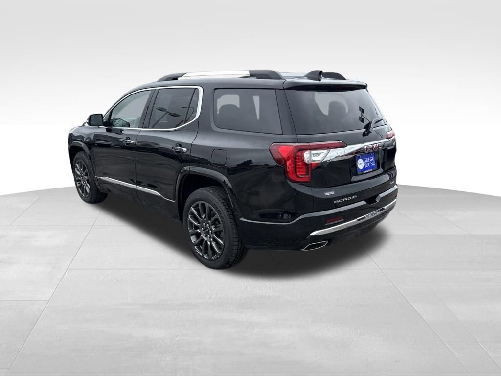 Used 2023 GMC Acadia Denali w/ Black Diamond Edition AWD/4WD image 4