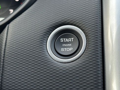 New 2025 Land Rover Discovery Dynamic SE AWD/4WD image 22