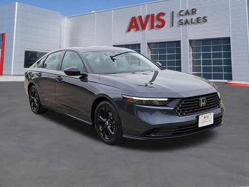 Used 2025 Honda Accord SE image 3