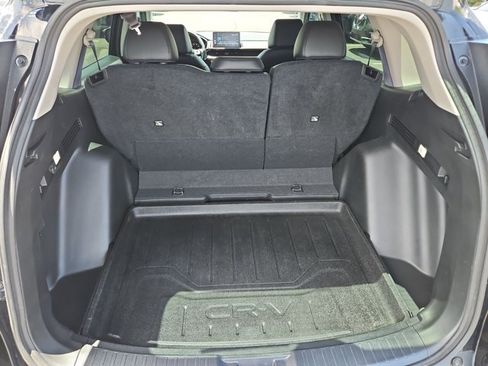 Used 2025 Honda CR-V EX-L image 6
