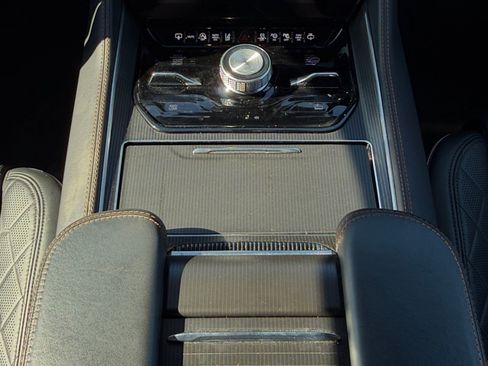 Used 2025 Jeep Grand Wagoneer L Series III w/ Quick Order Packagew 28T image 11