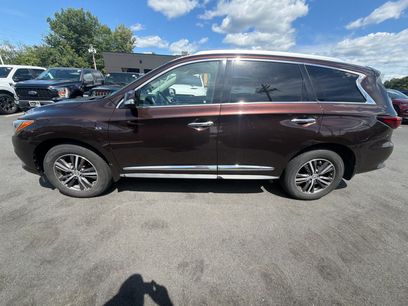 Used 2019 INFINITI QX60 Luxe w/ Essential Package