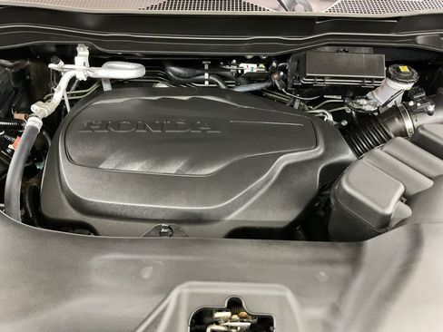 Used 2025 Honda Passport EX-L image 33