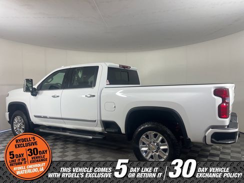 Used 2024 Chevrolet Silverado 2500 High Country w/ High Country Premium Package image 10