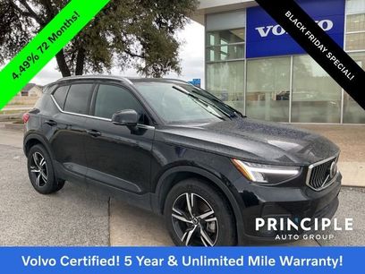 Certified 2025 Volvo XC40 B5 Core