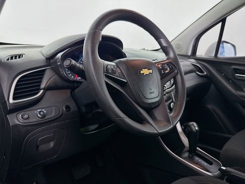 Used 2021 Chevrolet Trax LS w/ Tint and Cruise Package FWD image 21