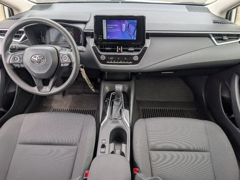 Used 2026 Toyota Corolla LE FWD image 4