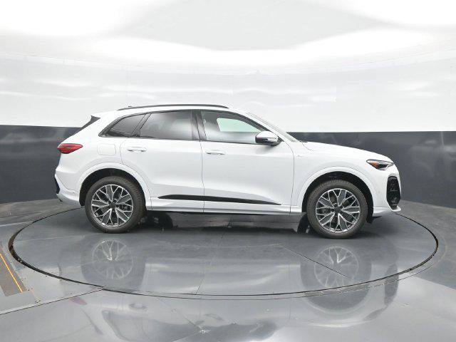 New 2026 Audi Q5 Premium Plus AWD/4WD image 8