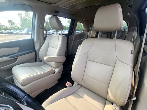 Used 2014 Honda Odyssey Touring Elite image 41