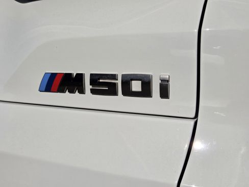 Used 2022 BMW X5 M50i w/ Executive Package image 23