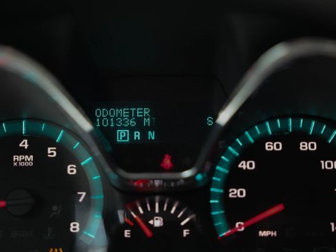 Used 2016 Chevrolet Traverse LS FWD image 22