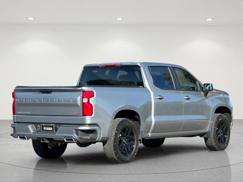 Used 2024 Chevrolet Silverado 1500 RST w/ Z71 Off-Road Package AWD/4WD image 5