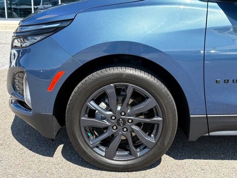 Used 2024 Chevrolet Equinox RS w/ RS Leather Package FWD image 11