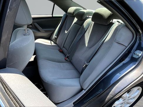 Used 2011 Toyota Camry LE w/ LE Extra-Value Pkg FWD image 21