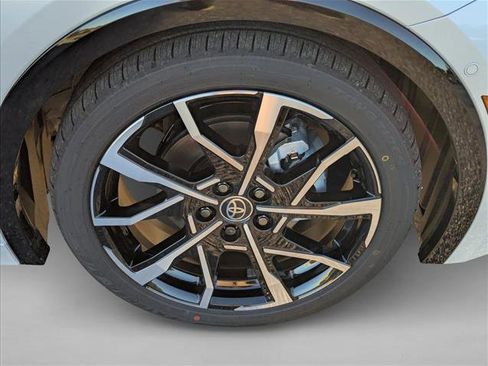 New 2026 Toyota Prius Plug-In Hybrid image 9