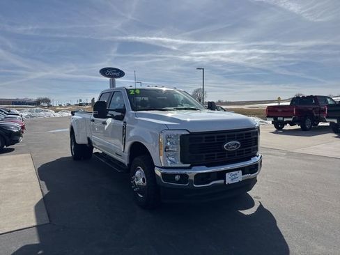 Used 2024 Ford F350 XL image 7