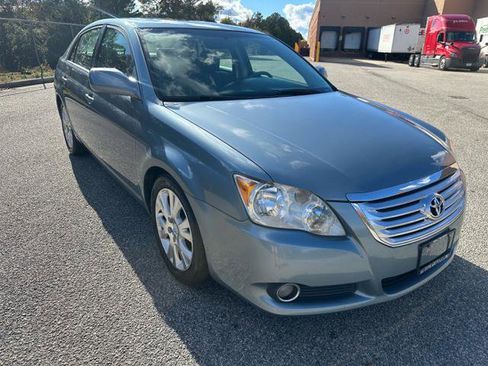 Used 2010 Toyota Avalon XLS image 33