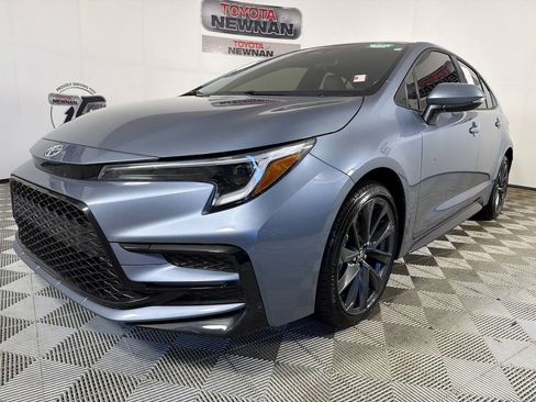 Used 2026 Toyota Corolla SE FWD image 7