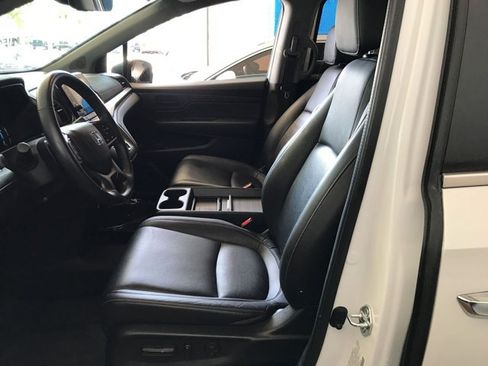 Used 2023 Honda Odyssey EX-L image 9