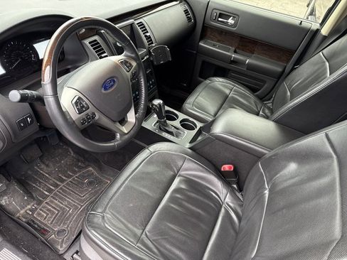 Used 2019 Ford Flex Limited image 10