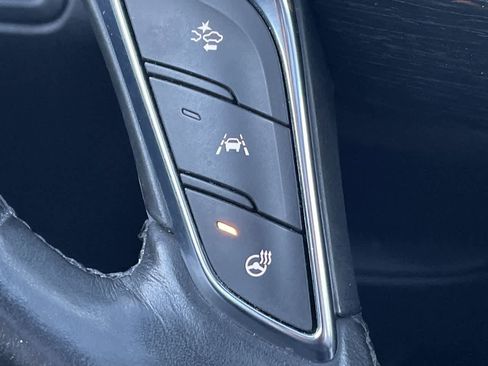 Used 2020 Cadillac XT5 Premium Luxury image 24