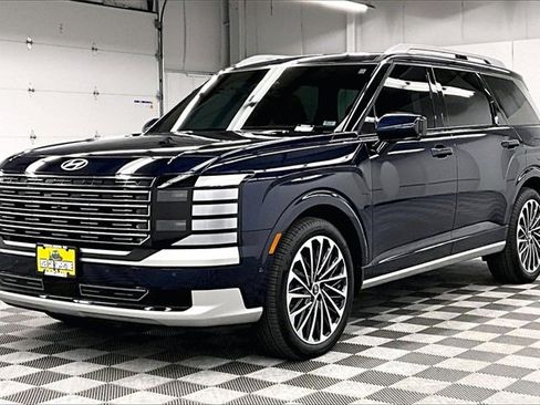 Used 2026 Hyundai Palisade Calligraphy image 12