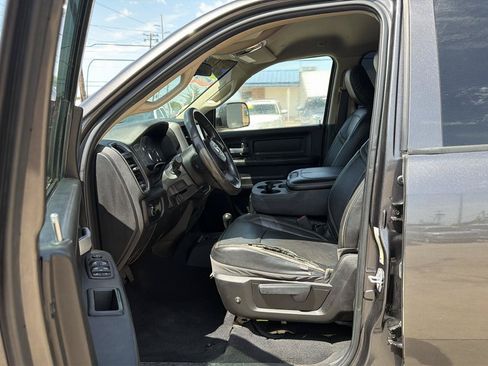 Used 2019 RAM 2500 Tradesman AWD/4WD image 9