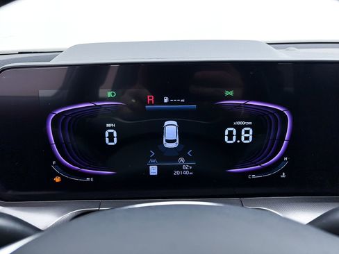 Used 2024 Kia Telluride S image 35