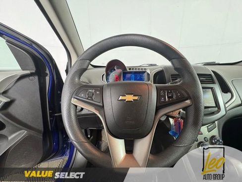 Used 2013 Chevrolet Sonic LT w/ Wheels and Fog Lamp Package FWD image 8