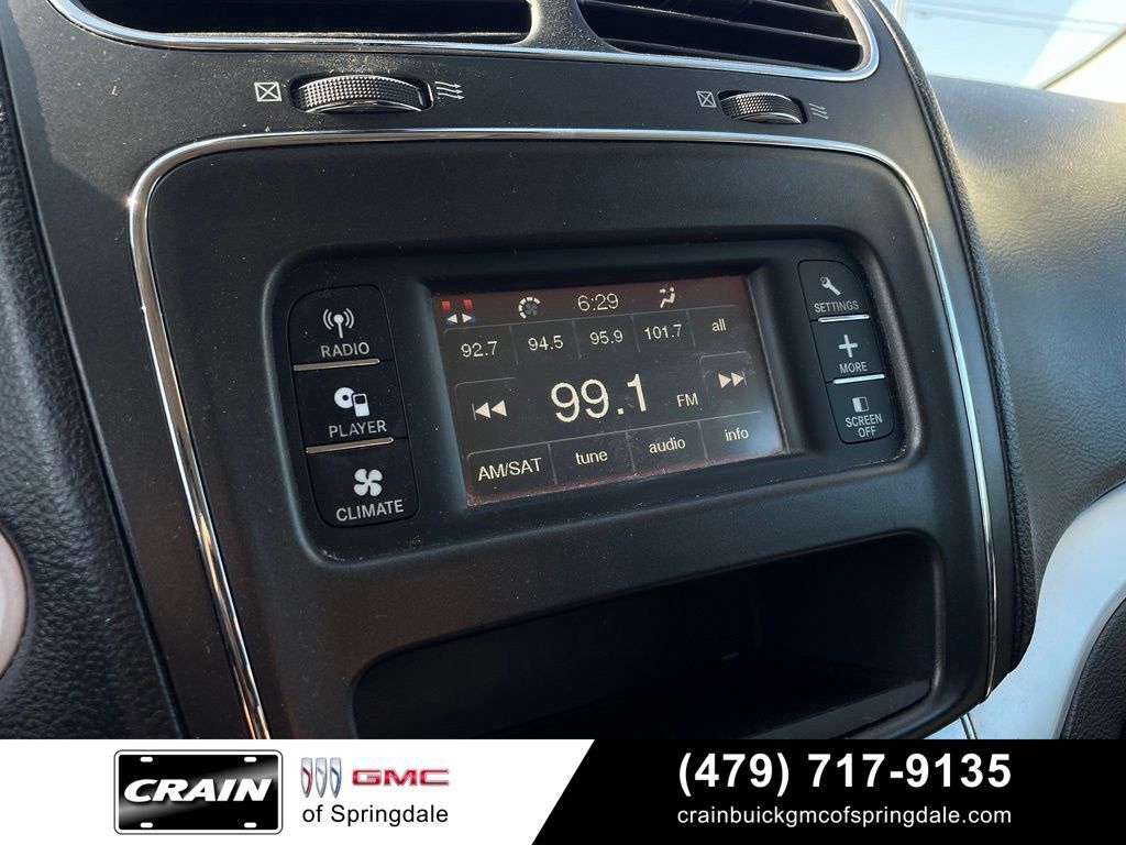 Used 2020 Dodge Journey SE w/ SE Popular Equipment Group FWD image 16