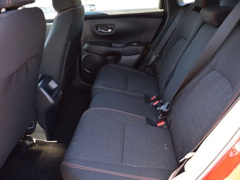 Used 2024 Honda HR-V Sport image 11