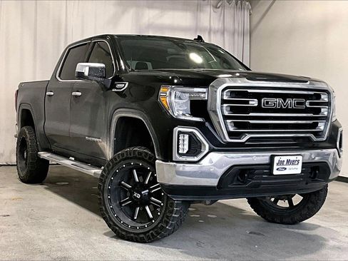 Used 2019 GMC Sierra 1500 SLT image 1