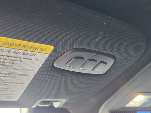 Certified 2025 Ford Explorer ST image 33