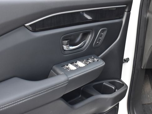 Certified 2023 Honda Pilot Elite image 26