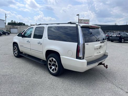 Used 2011 Chevrolet Suburban LTZ AWD/4WD image 5