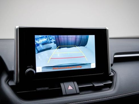 Used 2024 Toyota RAV4 XLE w/ Weather Package image 5