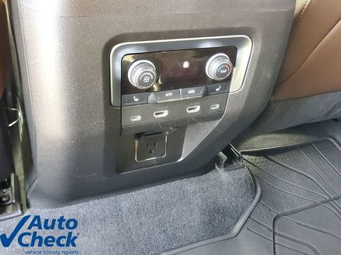 Certified 2021 Chevrolet Suburban High Country w/ Premium Package RWD image 14