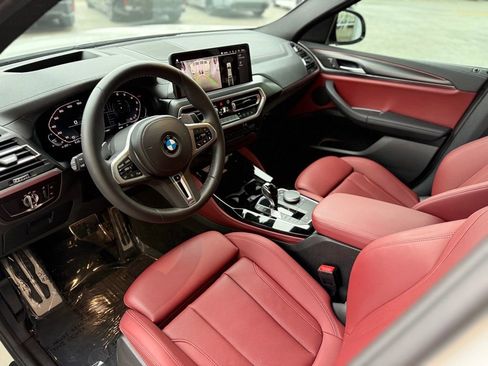 Used 2022 BMW X4 M40i w/ Premium Package image 9