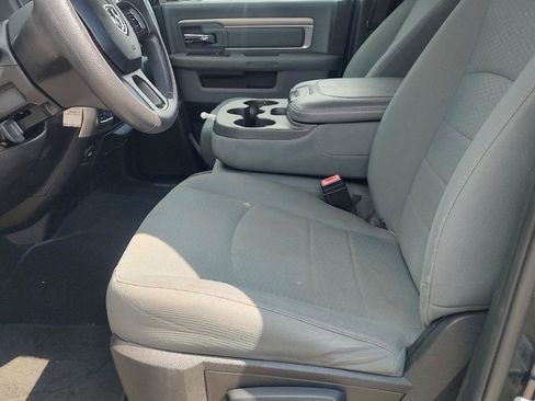 Used 2020 RAM 1500 Classic SLT AWD/4WD image 10