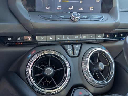 Used 2023 Chevrolet Camaro LT w/ RS Package image 28