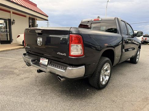 Used 2020 RAM 1500 Big Horn AWD/4WD image 5