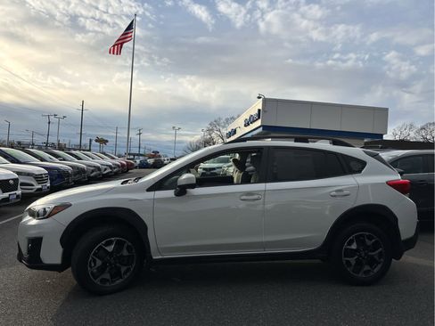 Used 2019 Subaru Crosstrek 2.0i Premium image 6