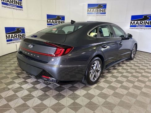 Used 2022 Hyundai Sonata SEL w/ Winter Weather Package FWD image 13