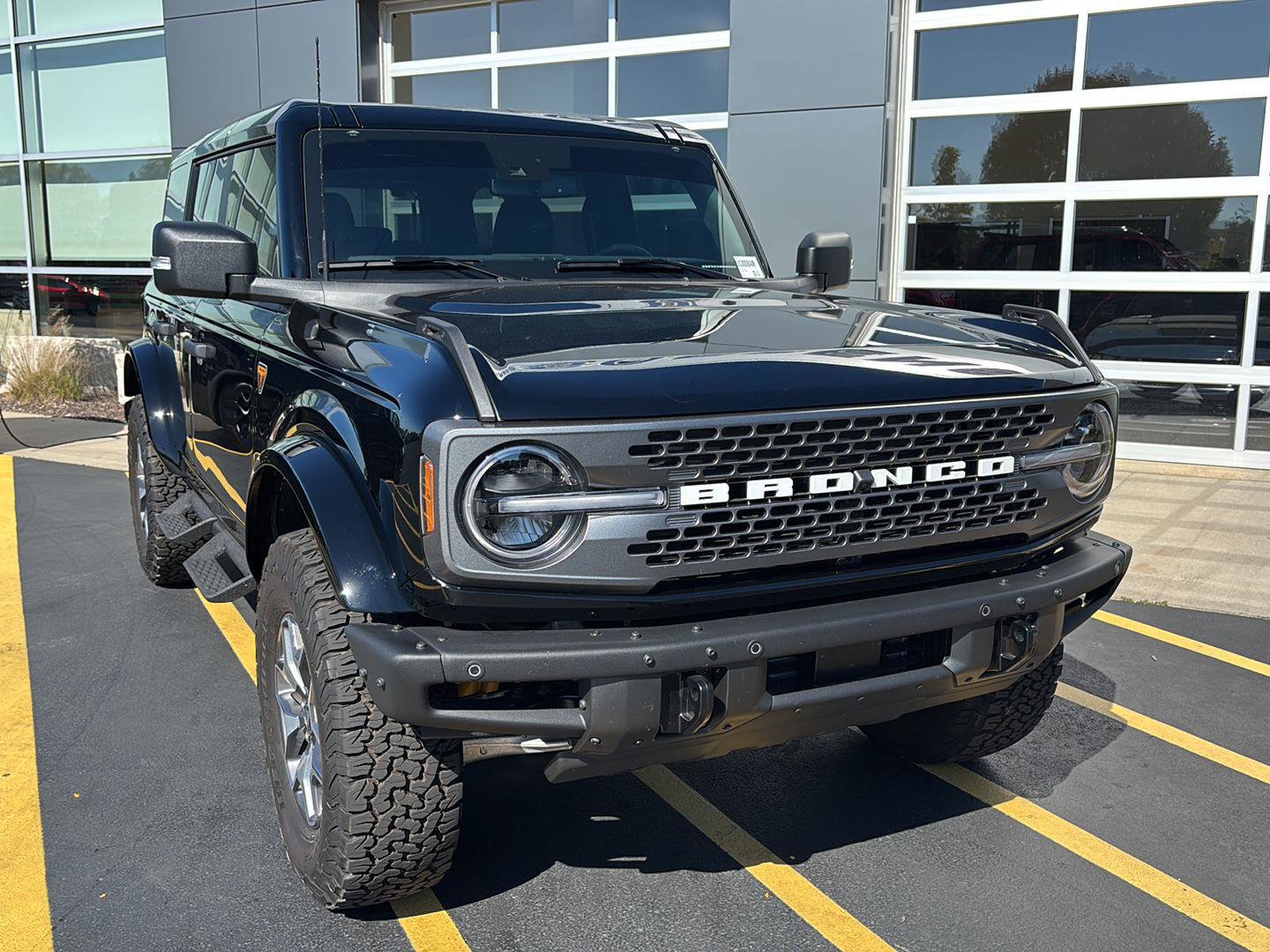 Used 2024 Ford Bronco Badlands AWD/4WD image 4