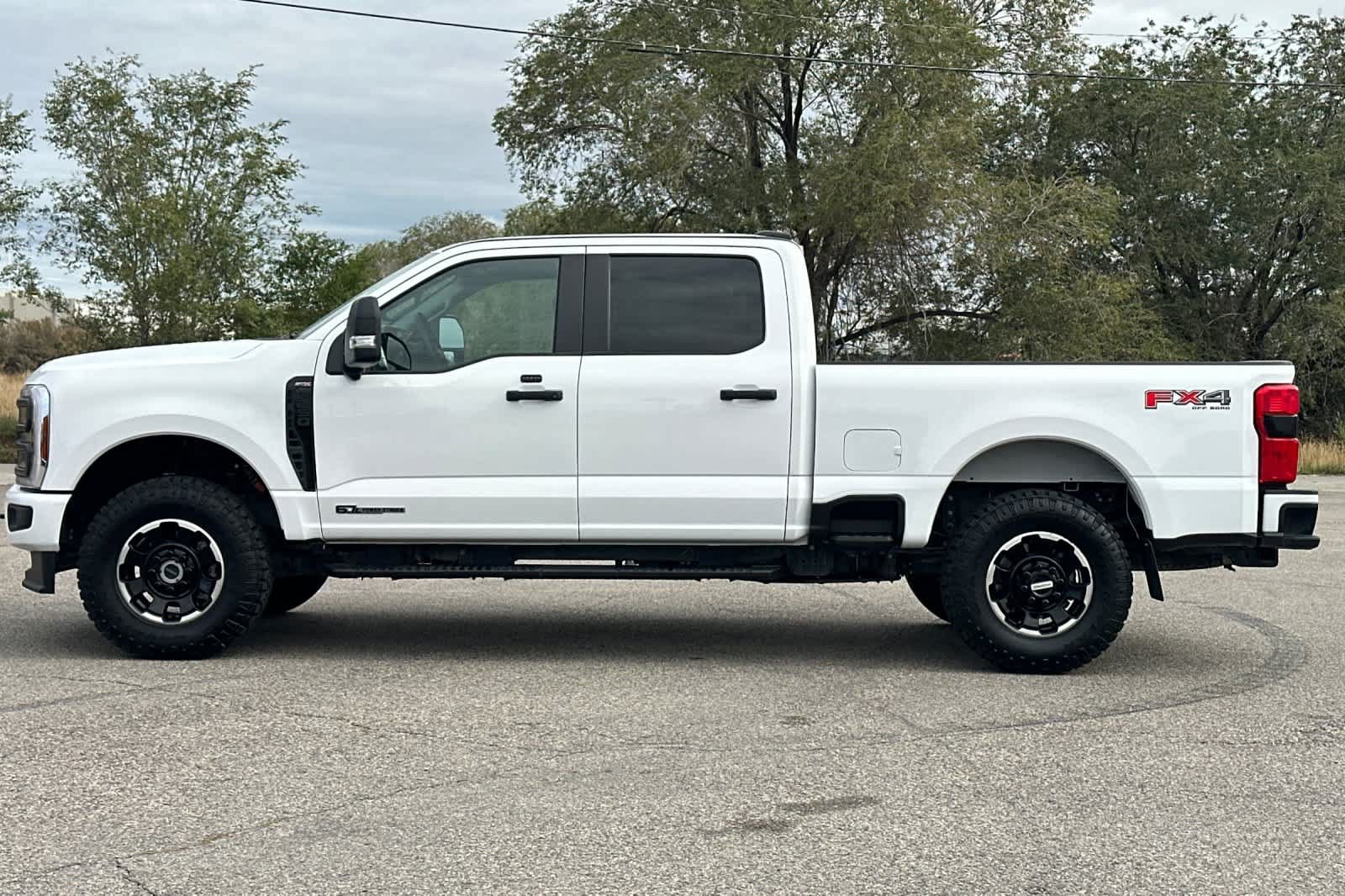 Certified 2025 Ford F250 XL w/ STX Appearance Package AWD/4WD image 5