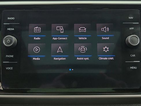 Used 2022 Volkswagen Atlas Cross Sport SEL Premium R-Line AWD/4WD image 18