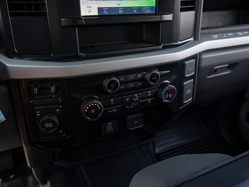 New 2026 Ford F350 XL w/ 360-Degree Camera Package AWD/4WD image 23