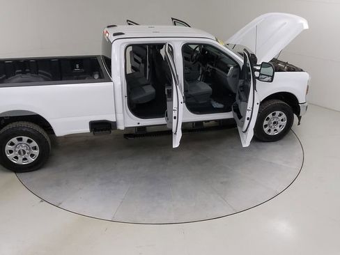 Certified 2024 Ford F350 XLT AWD/4WD image 46