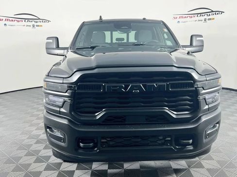 Used 2025 RAM 2500 Tradesman AWD/4WD image 3