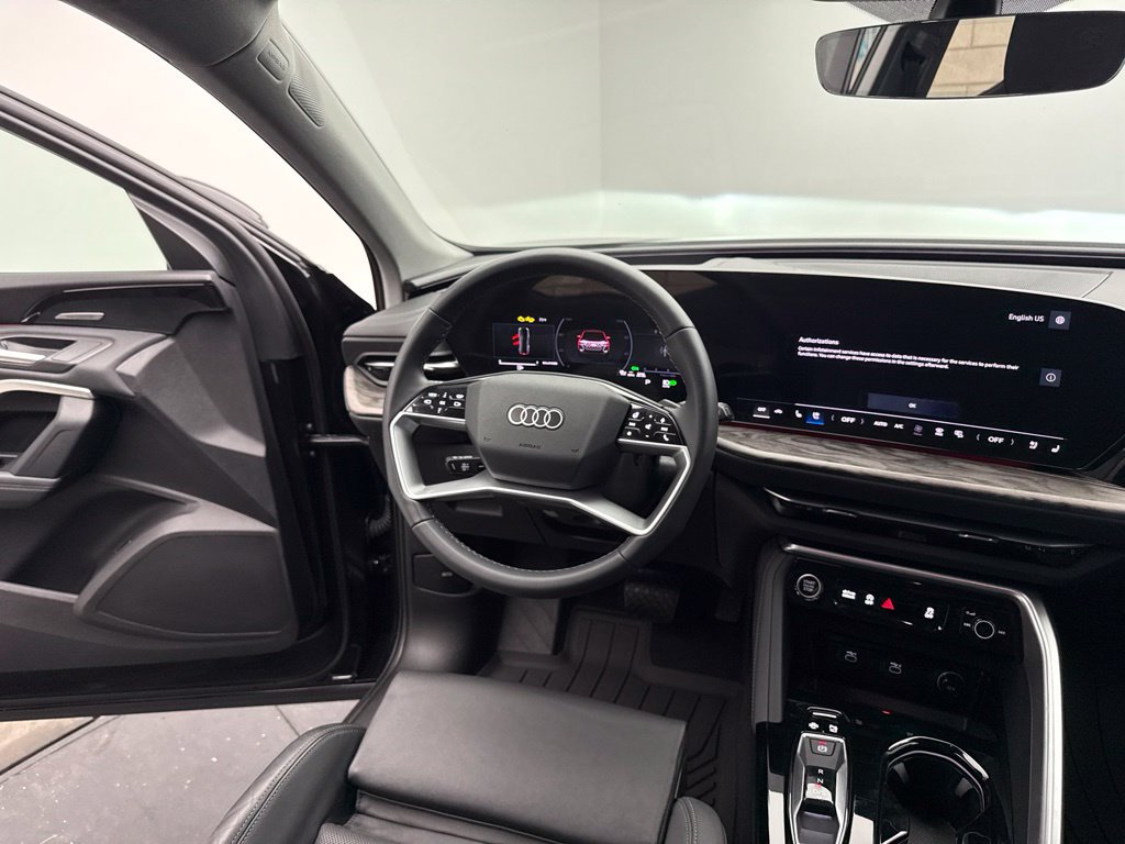 Used 2025 Audi Q5 Premium Plus AWD/4WD image 30
